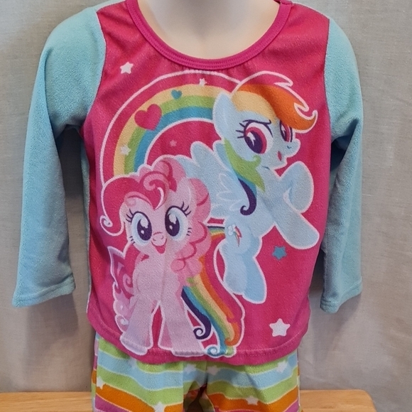 5/$20. My Little Pony Rainbow Pajamas, well loved, Sz 4, very comfortable - Picture 3 of 4